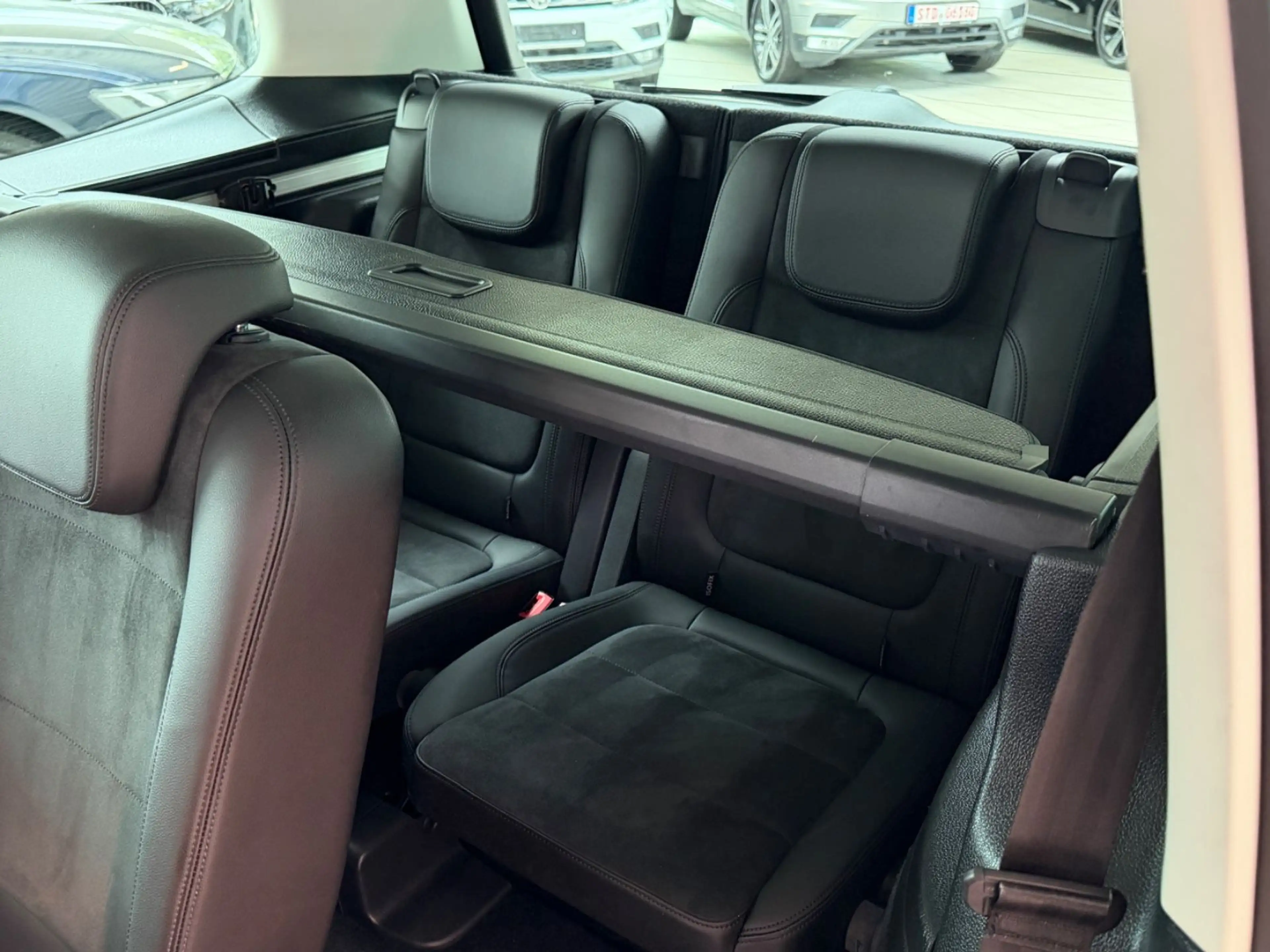 SEAT Alhambra 2.0 TDI Style Plus AWD 7-Sitzer — photo 4