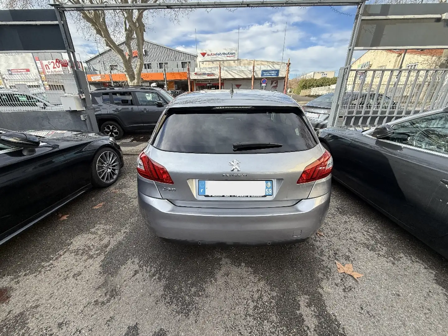 Peugeot 308 1.2 PureTech 130ch Féline - 2