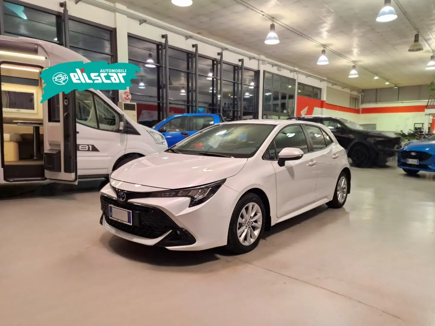 Toyota Corolla 1.8 Hybrid Active Bianco - 2