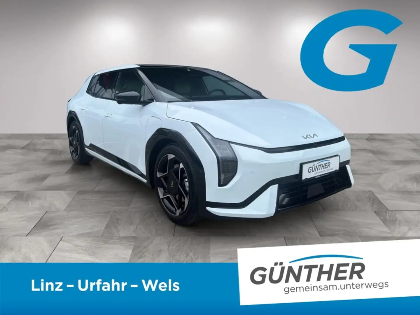 Kia EV4 HB GT-LINE 81,4KWH AT FWD 204 SD MY26 Weiß - 2