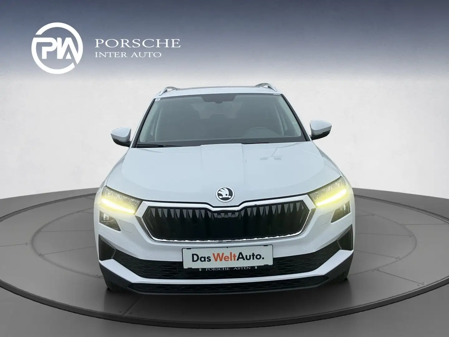 Skoda Karoq Style TSI DSG ACT Weiß - 2