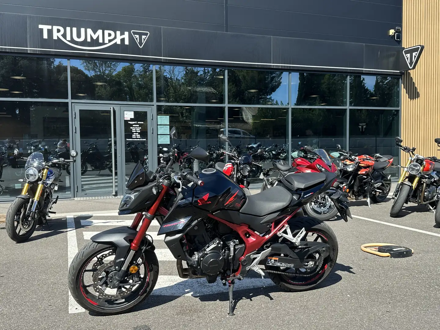 Honda Hornet Noir - 1