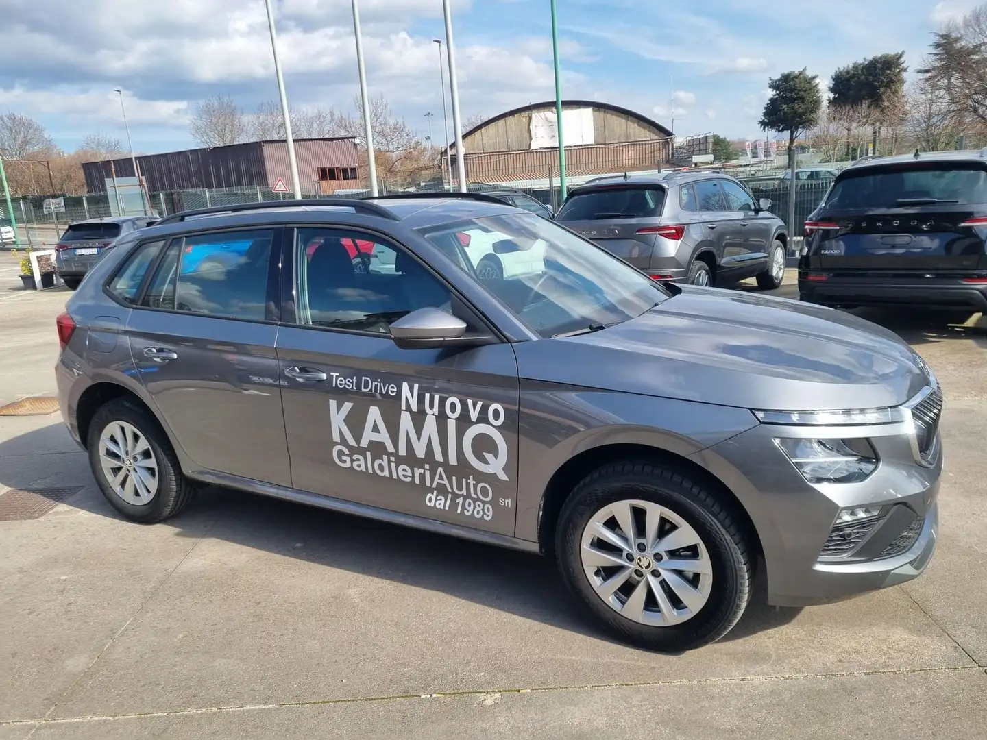Skoda Kamiq 1.0 tsi selection 95cv Grigio - 2