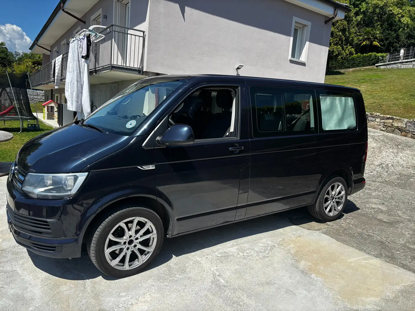 Volkswagen T6 Caravelle Confortline / cambio automatico Albastru - 1