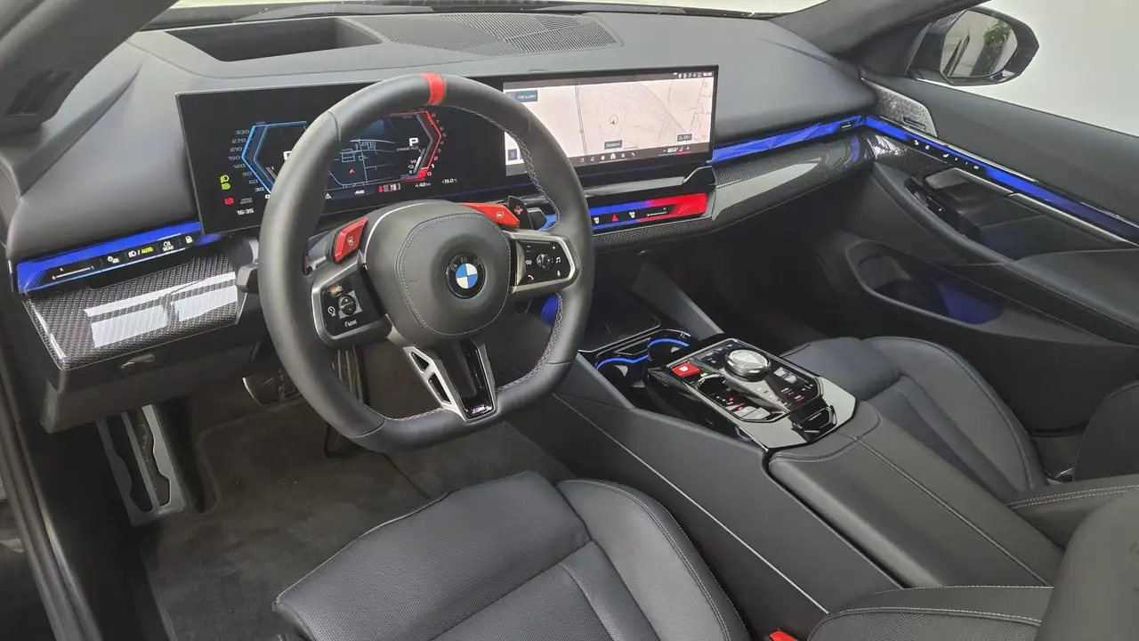 BMW M5 Sitzlüftung B&W ACC Drivers CarbonExt. 360° 9