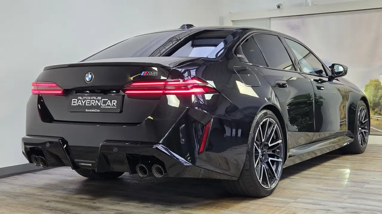 BMW M5 Sitzlüftung B&W ACC Drivers CarbonExt. 360° 6