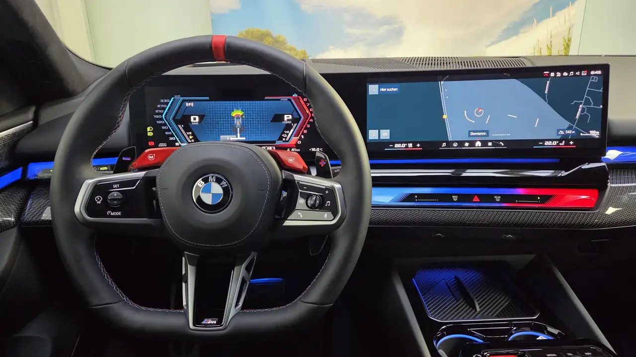BMW M5 Sitzlüftung B&W ACC Drivers CarbonExt. 360° 10