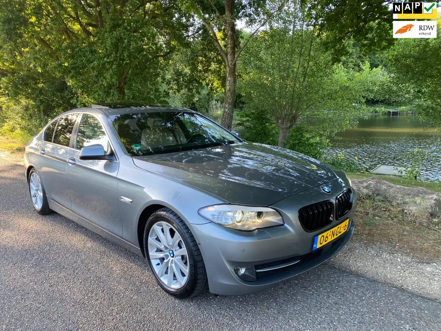 BMW 528 5-serie 528i High Executive Gris - 1