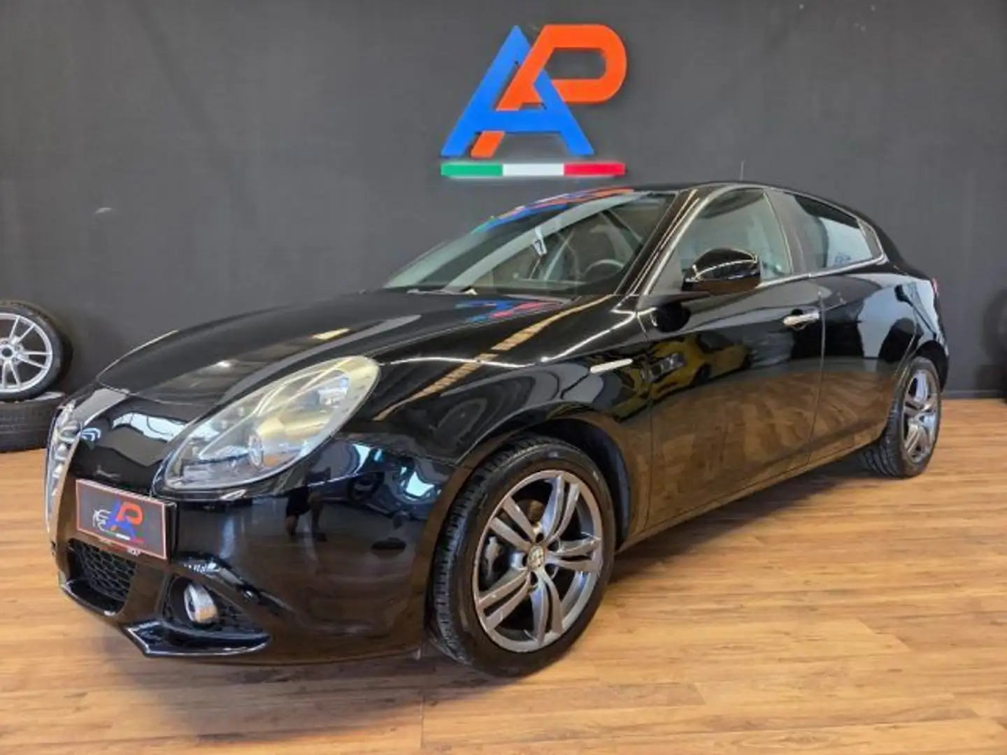 Alfa Romeo Giulietta 1.6 JTDm-2 105 CV Exclusive Nero - 1