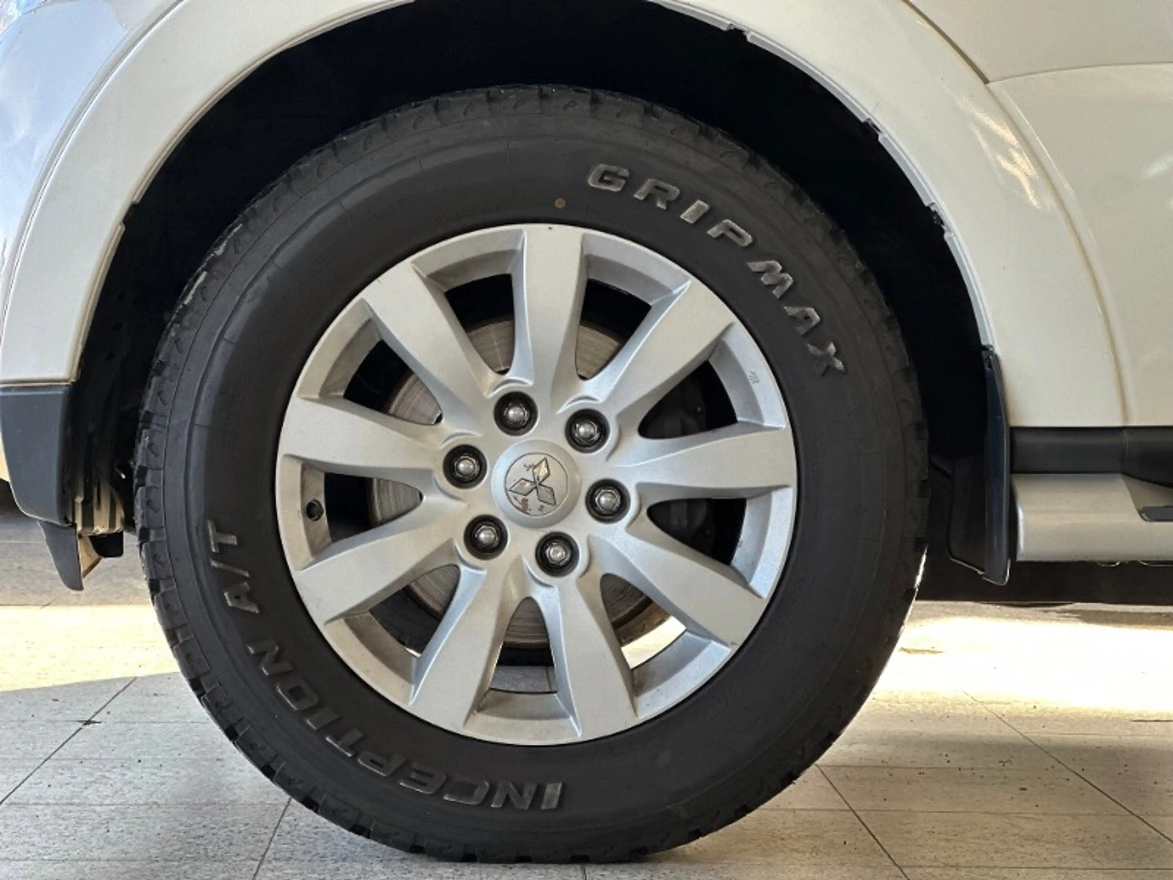 Mitsubishi Pajero 3.2 DI-D Instyle (5-trg.) — photo 7
