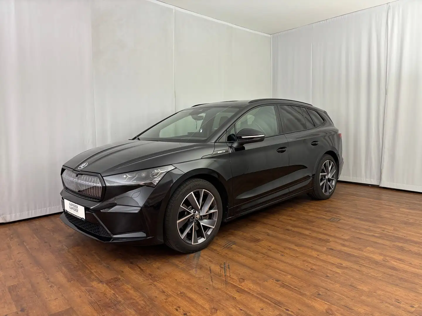 Skoda Enyaq Sportline 80x Schwarz - 1