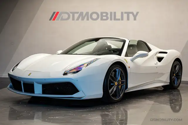 Ferrari 488 3.9 Spider HELE | Daytona Racing Seats | Passenger