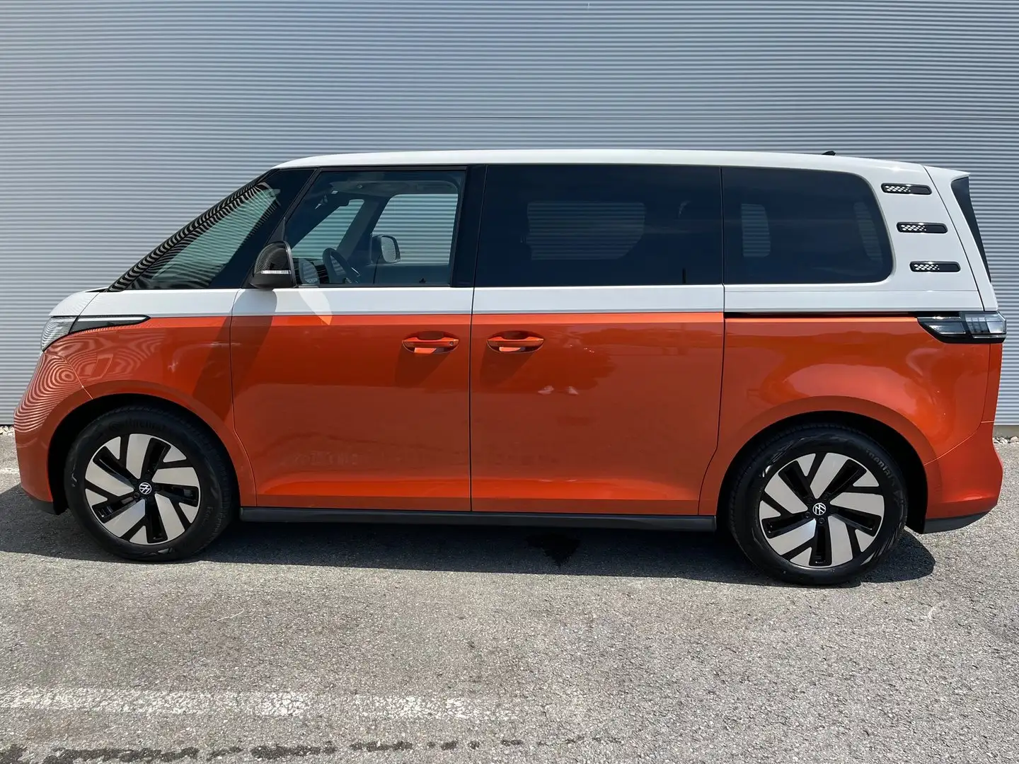 Volkswagen ID. Buzz VW ID. Buzz Pro 150 kW Portocaliu - 2