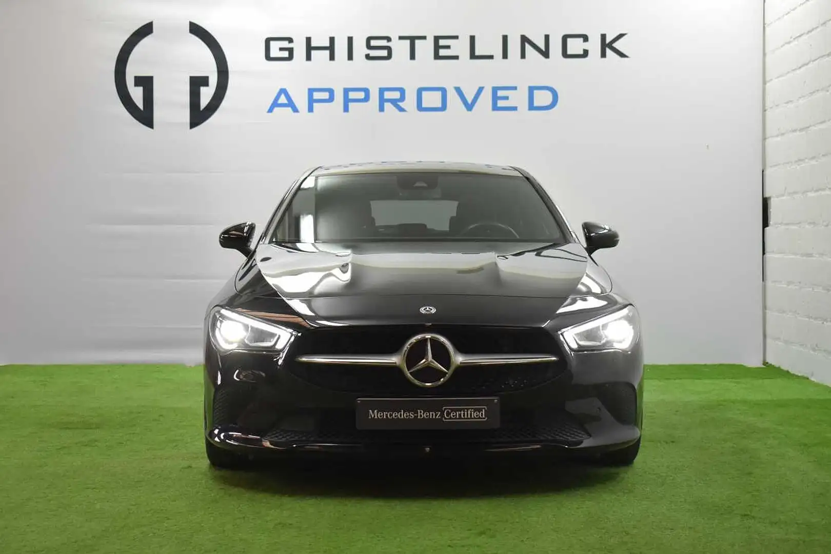 Mercedes-Benz CLA 180 d Shooting Brake+heated Seats+Carplay Noir - 2