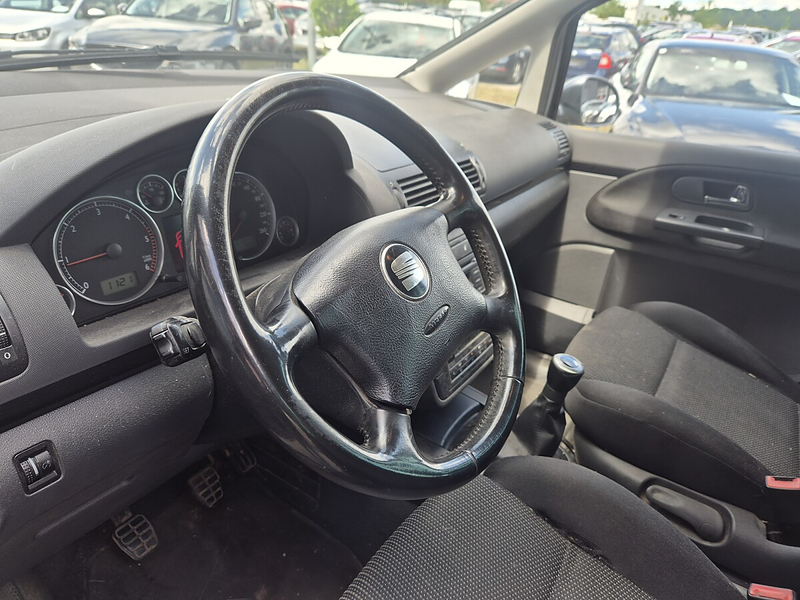 SEAT Alhambra Salsa 1,9 7-Sitzer 4WD — photo 9