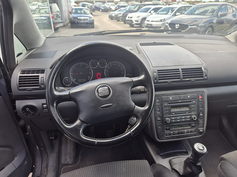 SEAT Alhambra Salsa 1,9 7-Sitzer 4WD — photo 10