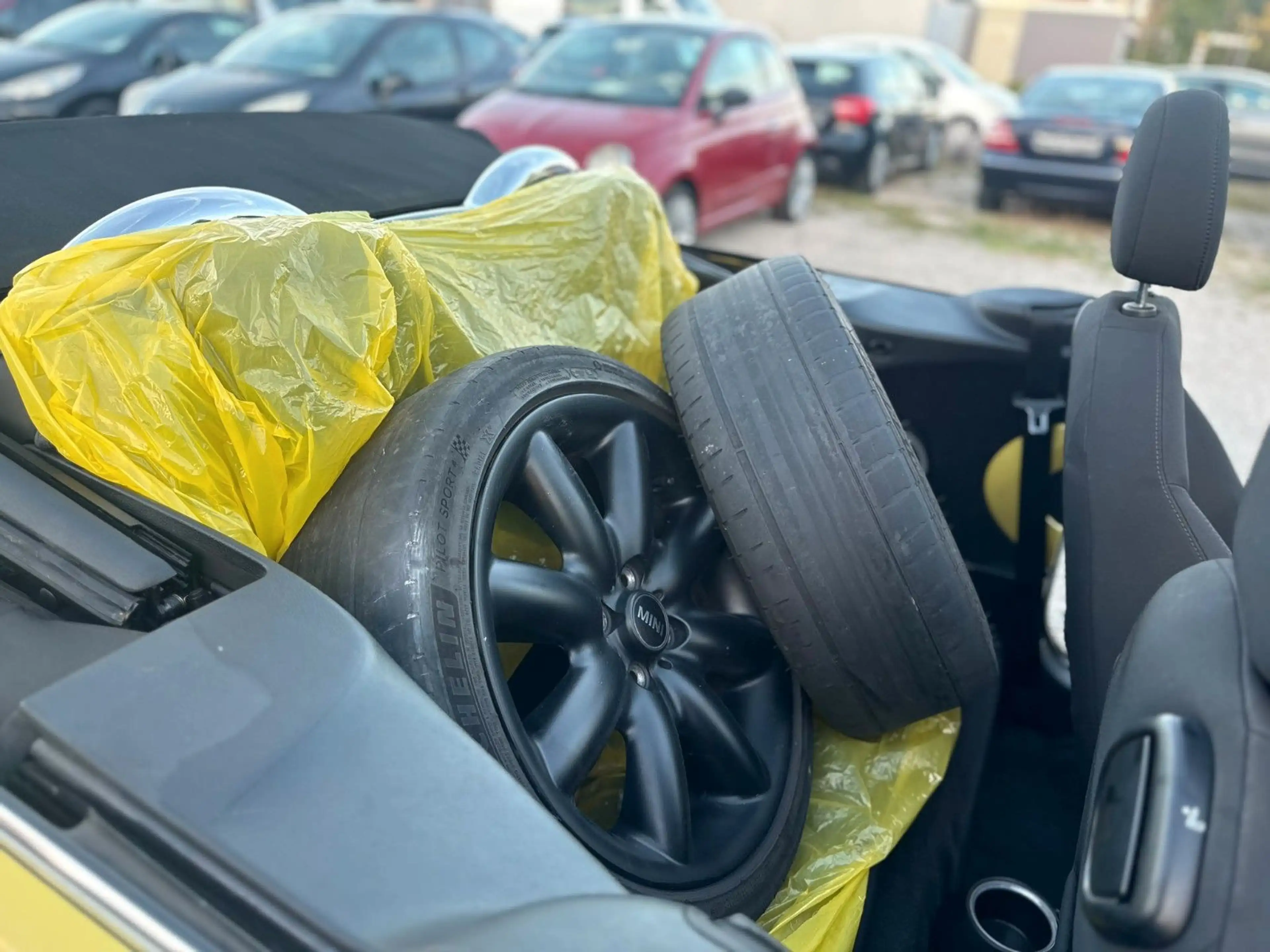 MINI Cooper S COOPER S Cabrio — photo 10