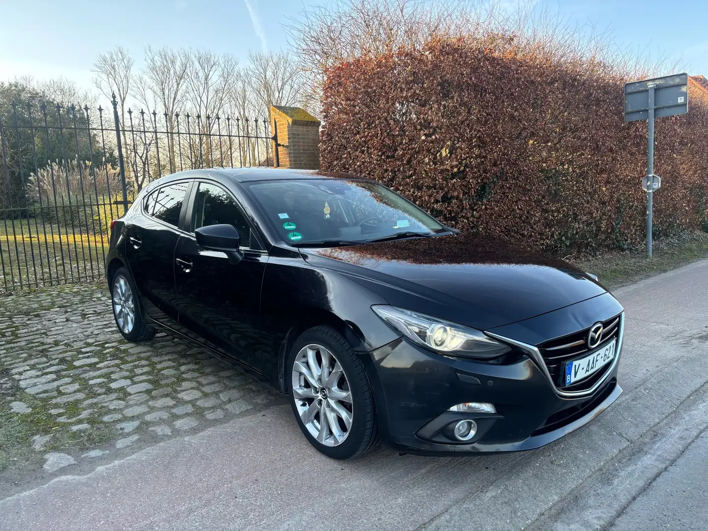 Mazda 3 2.2 -D Skydrive Luxury export only - 1