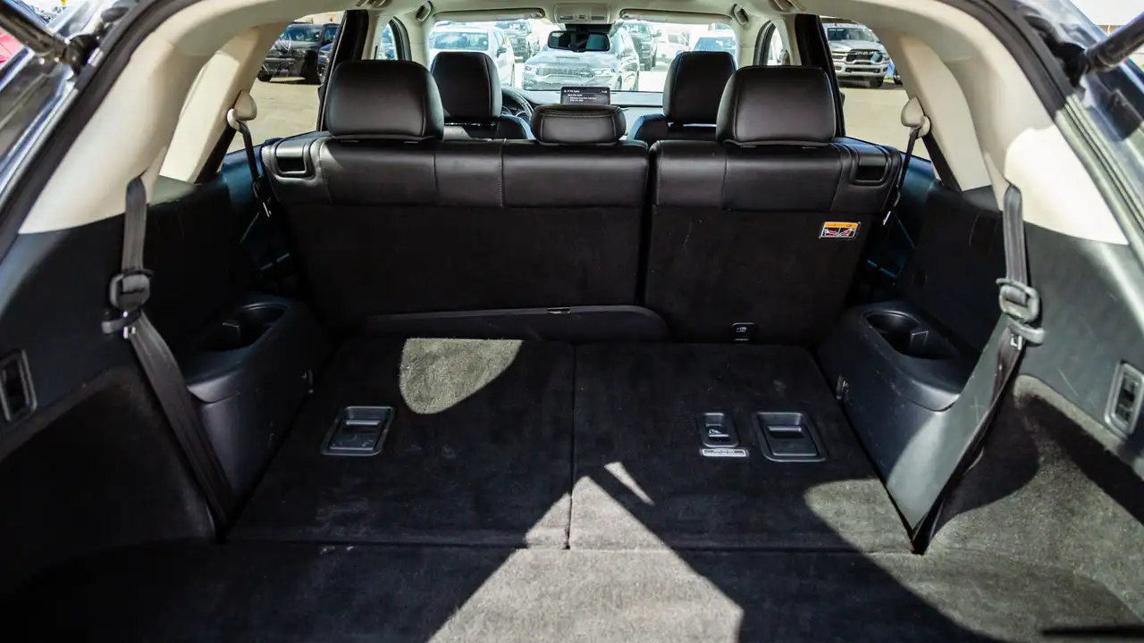 Mazda CX-9 снимка Mazda CX-9