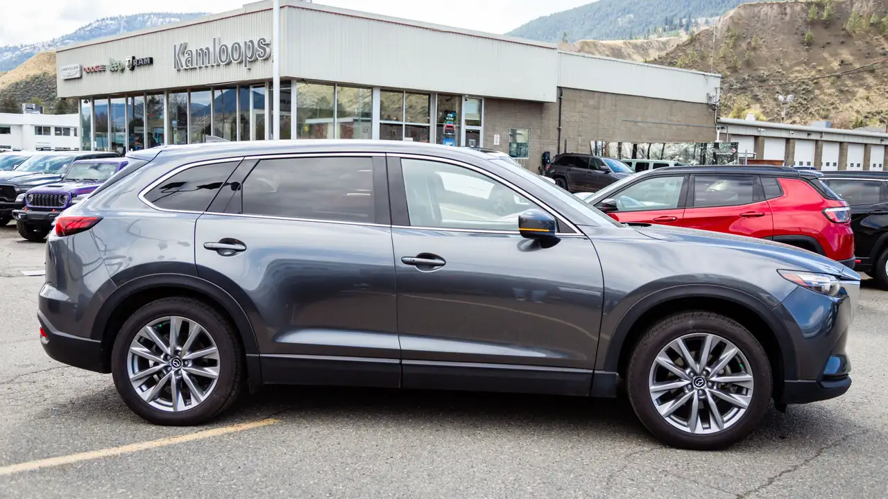 Mazda CX-9 снимка Mazda CX-9