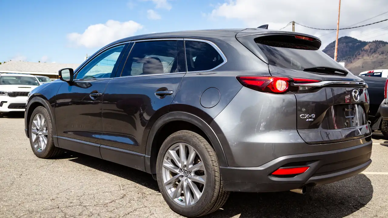 Mazda CX-9 снимка Mazda CX-9