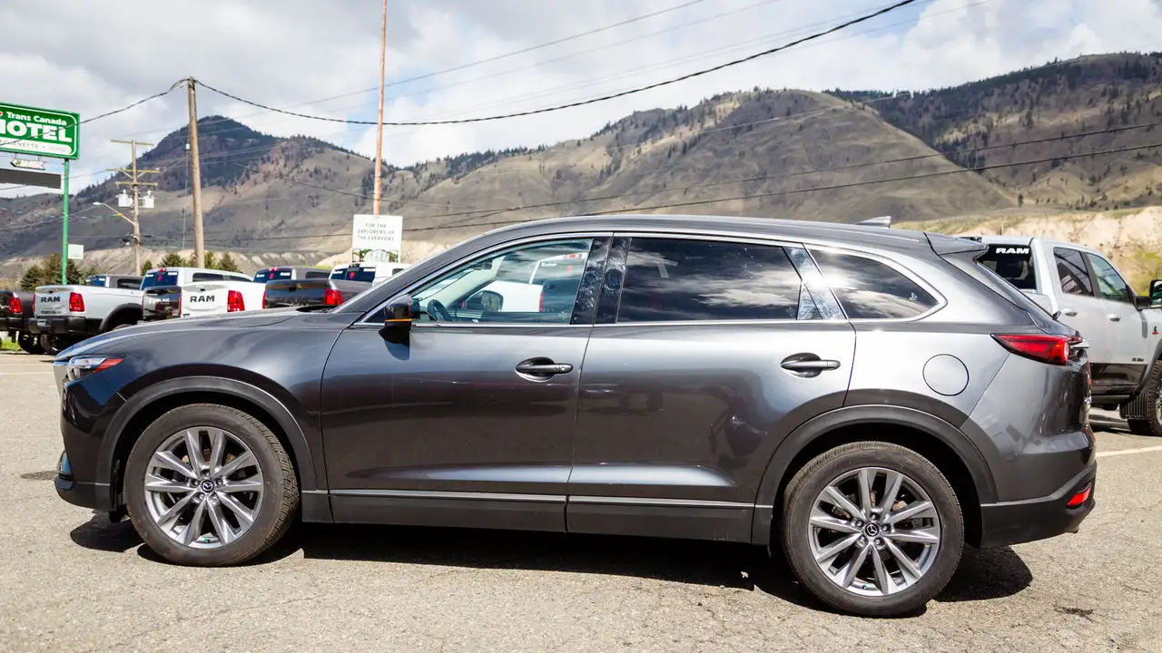 Mazda CX-9 снимка Mazda CX-9
