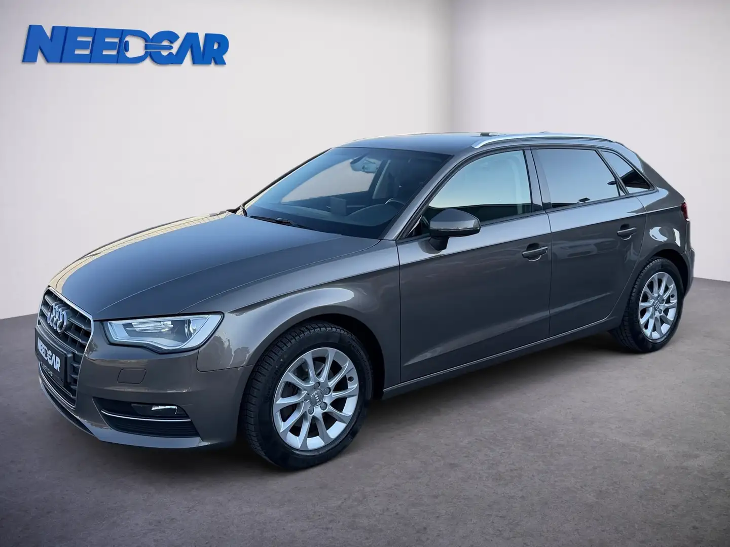 Audi A3 Sportback 1.6 TDI Attraction *Zahnriemen erneuert* Grau - 2