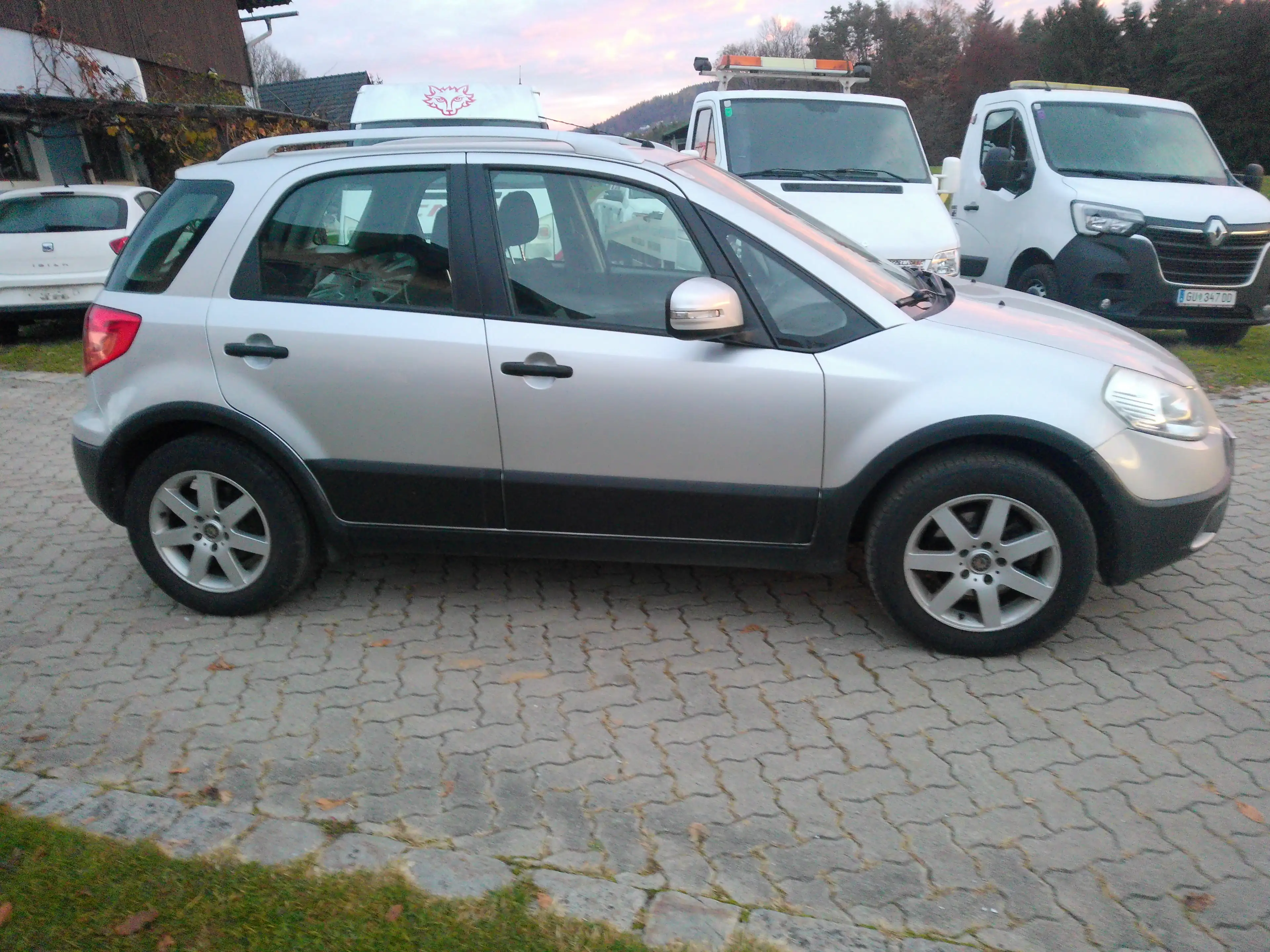 Fiat Sedici Sedici 1,6 120 Dynamic Dynamic !Allrad!Pickerl neu — photo 4
