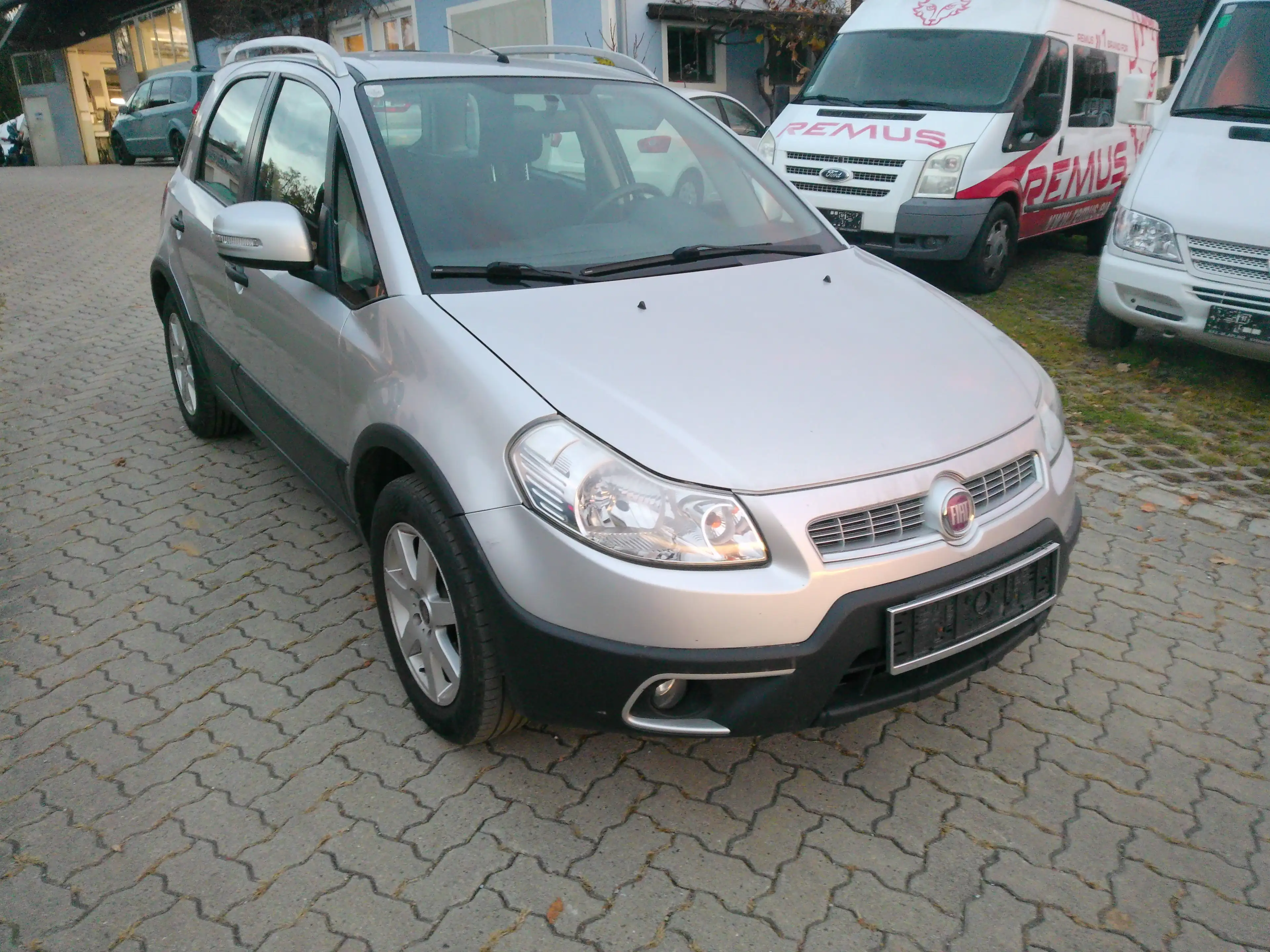 Fiat Sedici Sedici 1,6 120 Dynamic Dynamic !Allrad!Pickerl neu — photo 3