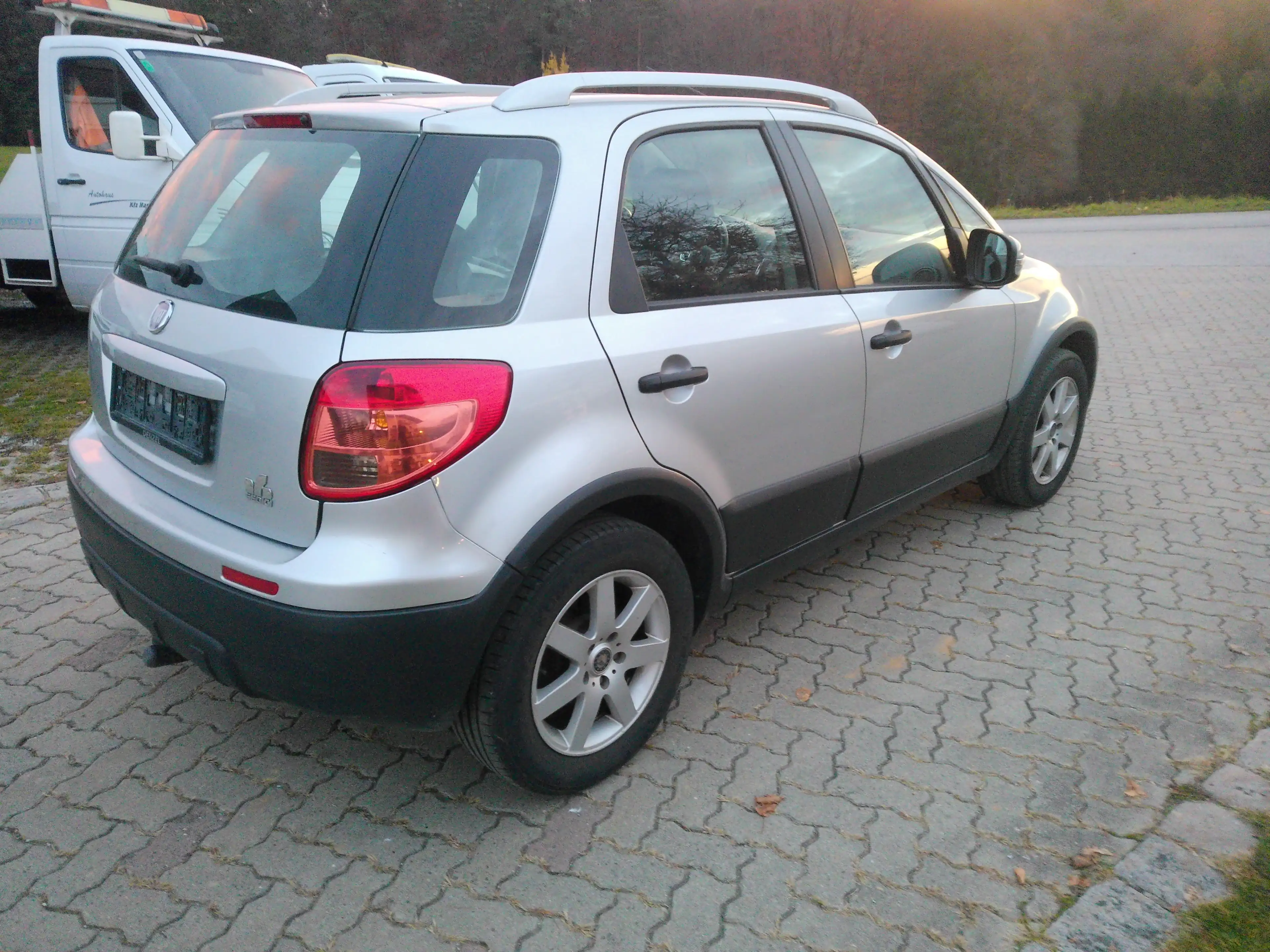 Fiat Sedici Sedici 1,6 120 Dynamic Dynamic !Allrad!Pickerl neu — photo 5