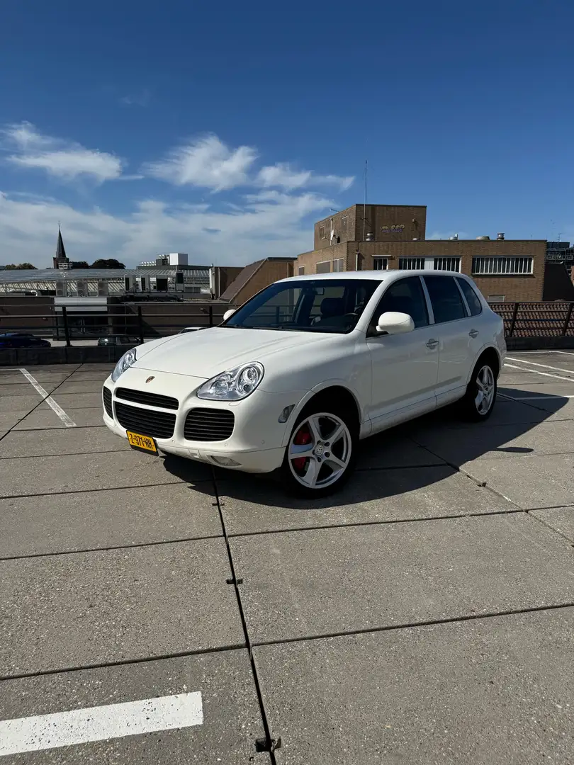 Porsche Cayenne 4.5 Turbo Wit - 1