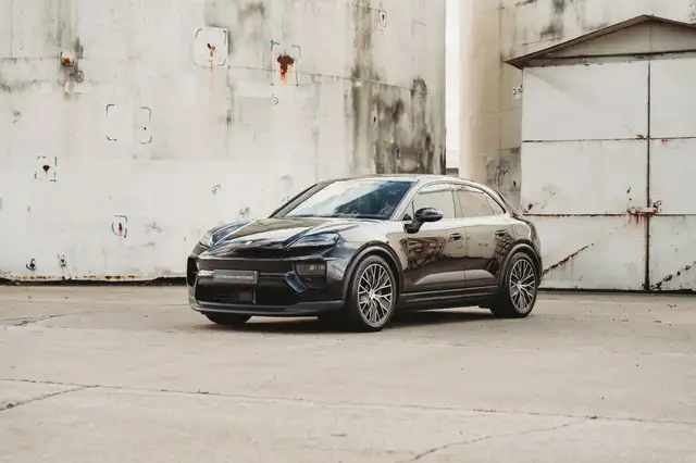 Porsche Macan 4 EV/18way/Luchtvering/Pano/Bose/360°/Chrono/21