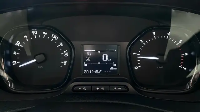 Opel Vivaro view 12