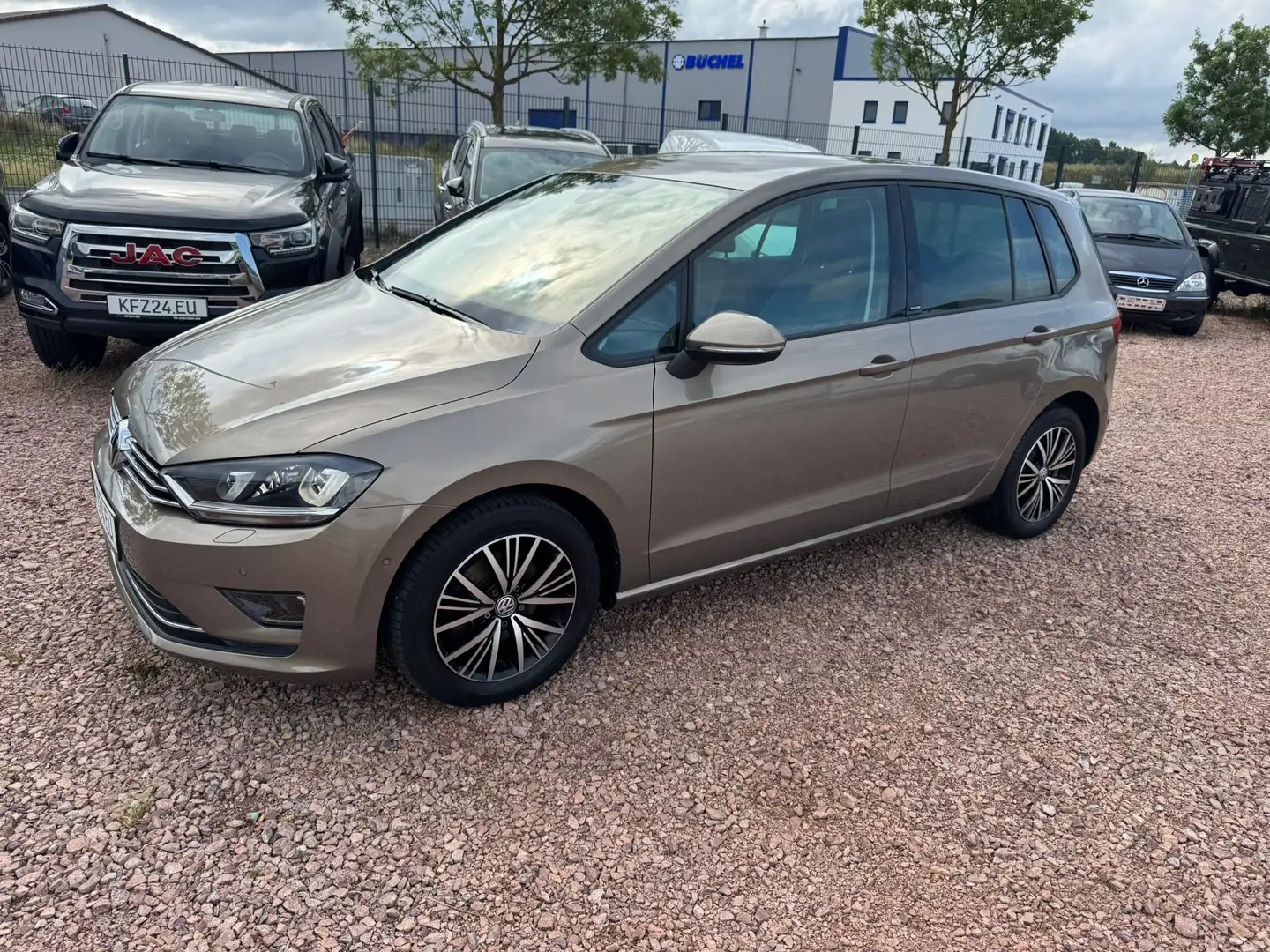 Volkswagen Golf Sportsvan Allstar DSG AHK PDC v+h Klimaauto. Beige - 2