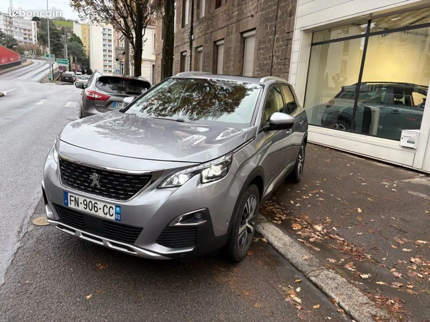 Peugeot 3008 Allure 1.2 130 cv full led parfait état Gris - 2