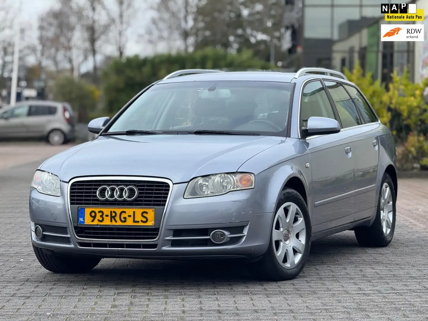 Audi A4 Avant 1.8 Turbo Pro Line | Automaat | Parkeersenso Gris - 1