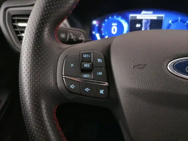 Ford Kuga view 25