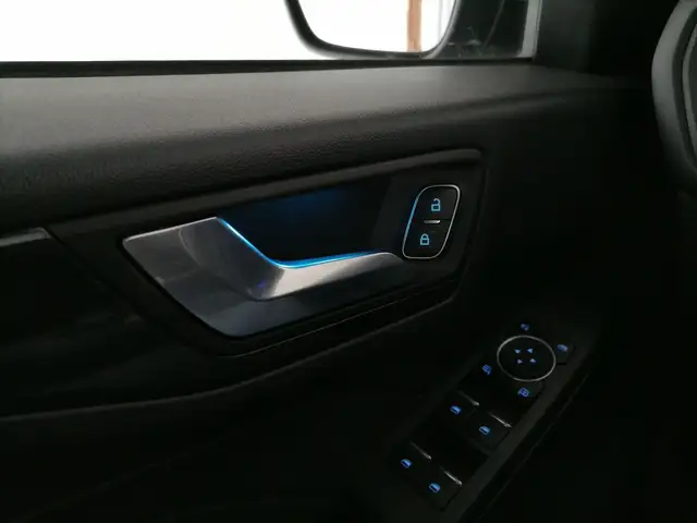 Ford Kuga view 28