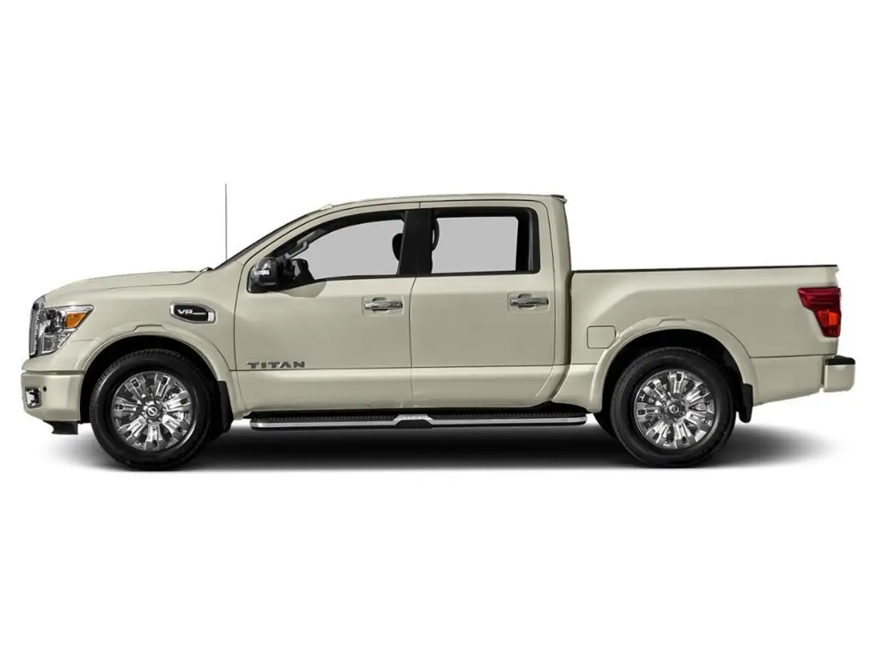Nissan Titan photo Nissan Titan