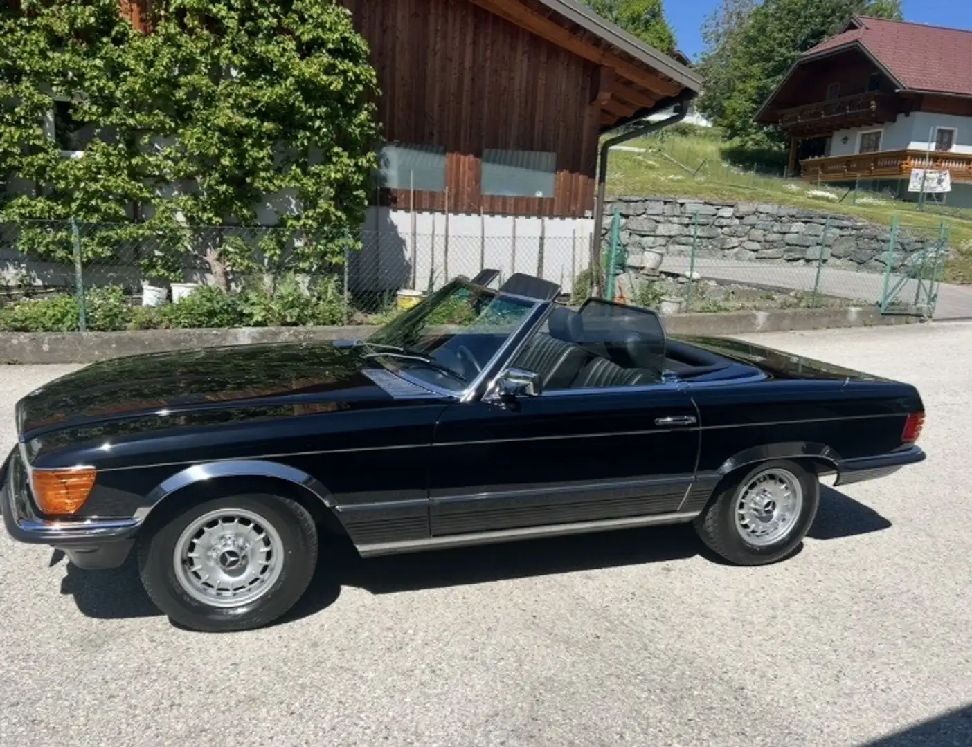 Mercedes-Benz SL 380 Roadster R107E38 - 2