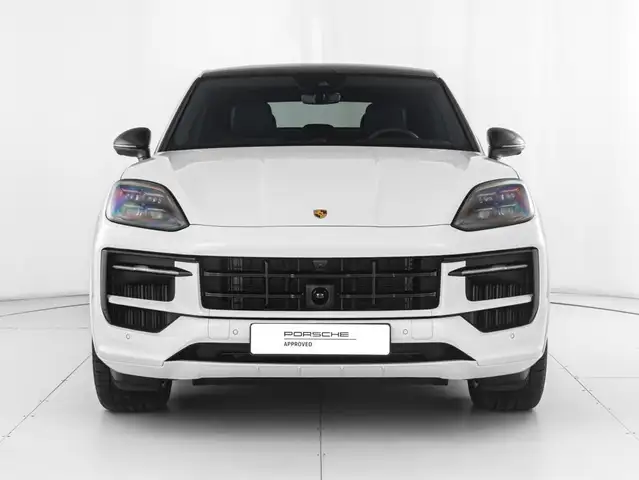 Porsche Cayenne view 6