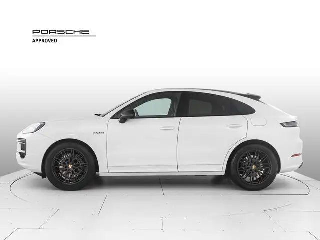 Porsche Cayenne view 2