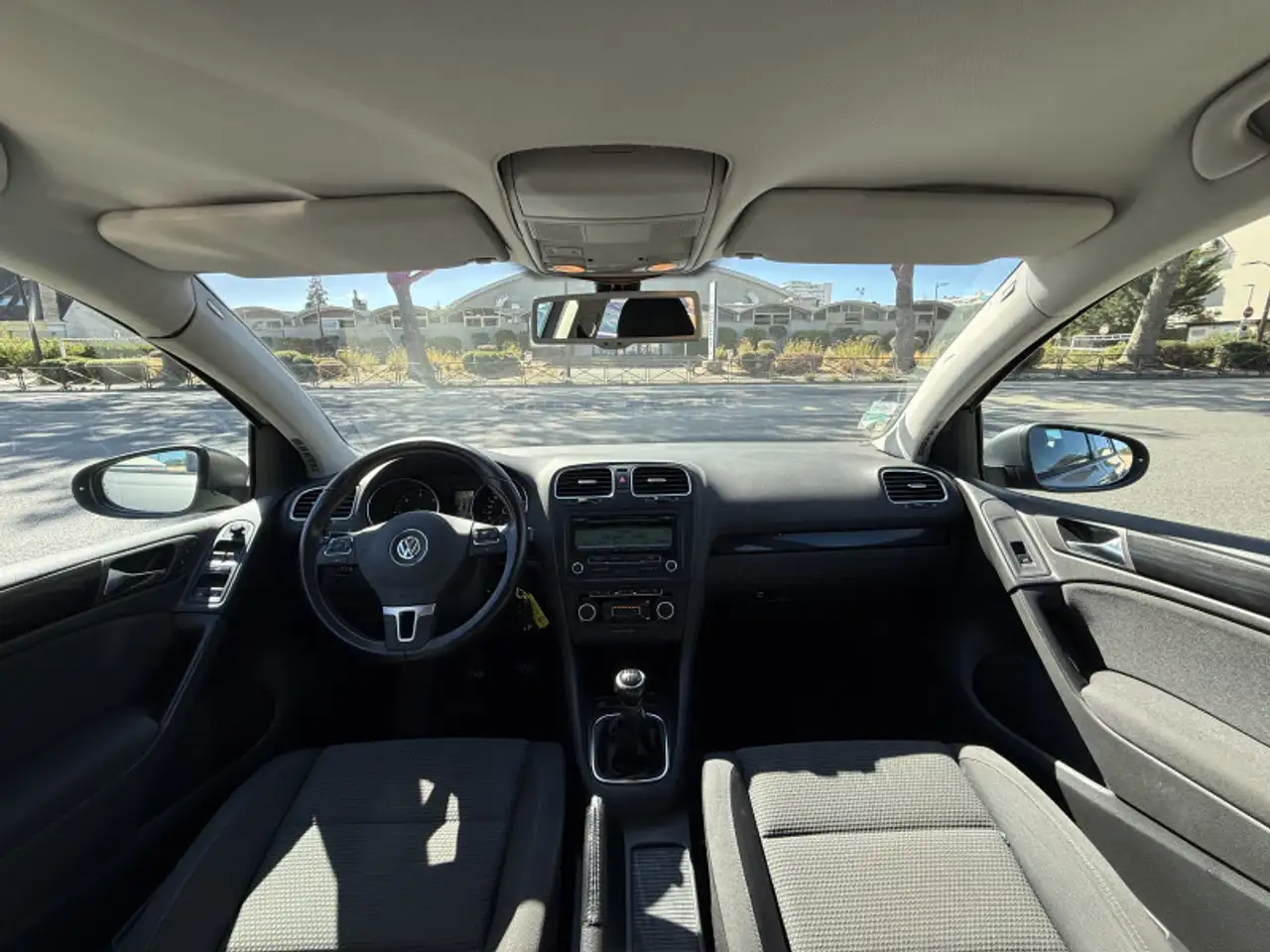 Volkswagen Golf Standard Model — photo 8