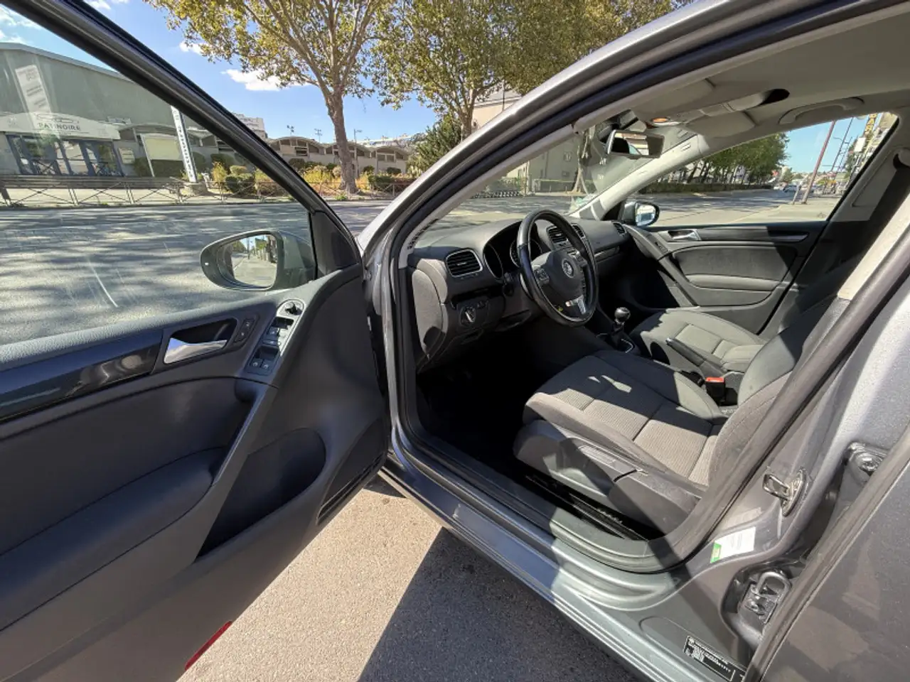 Volkswagen Golf Standard Model — photo 4