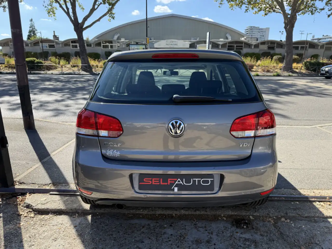 Volkswagen Golf Standard Model — photo 14