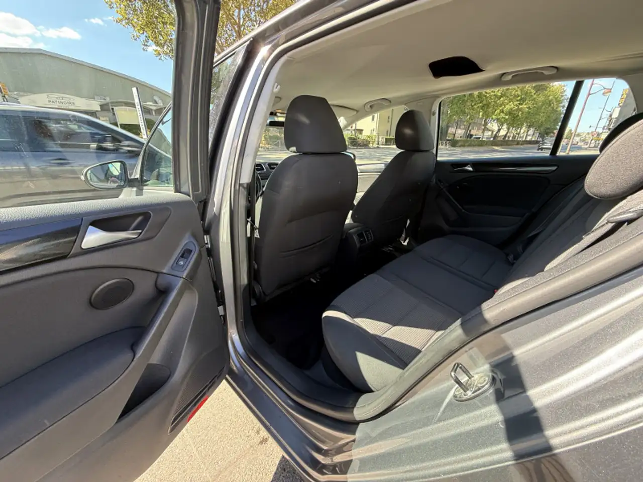 Volkswagen Golf Standard Model — photo 6