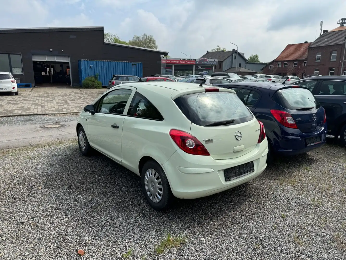 Opel Corsa D Selection Klima Zentralv. Weiß - 2