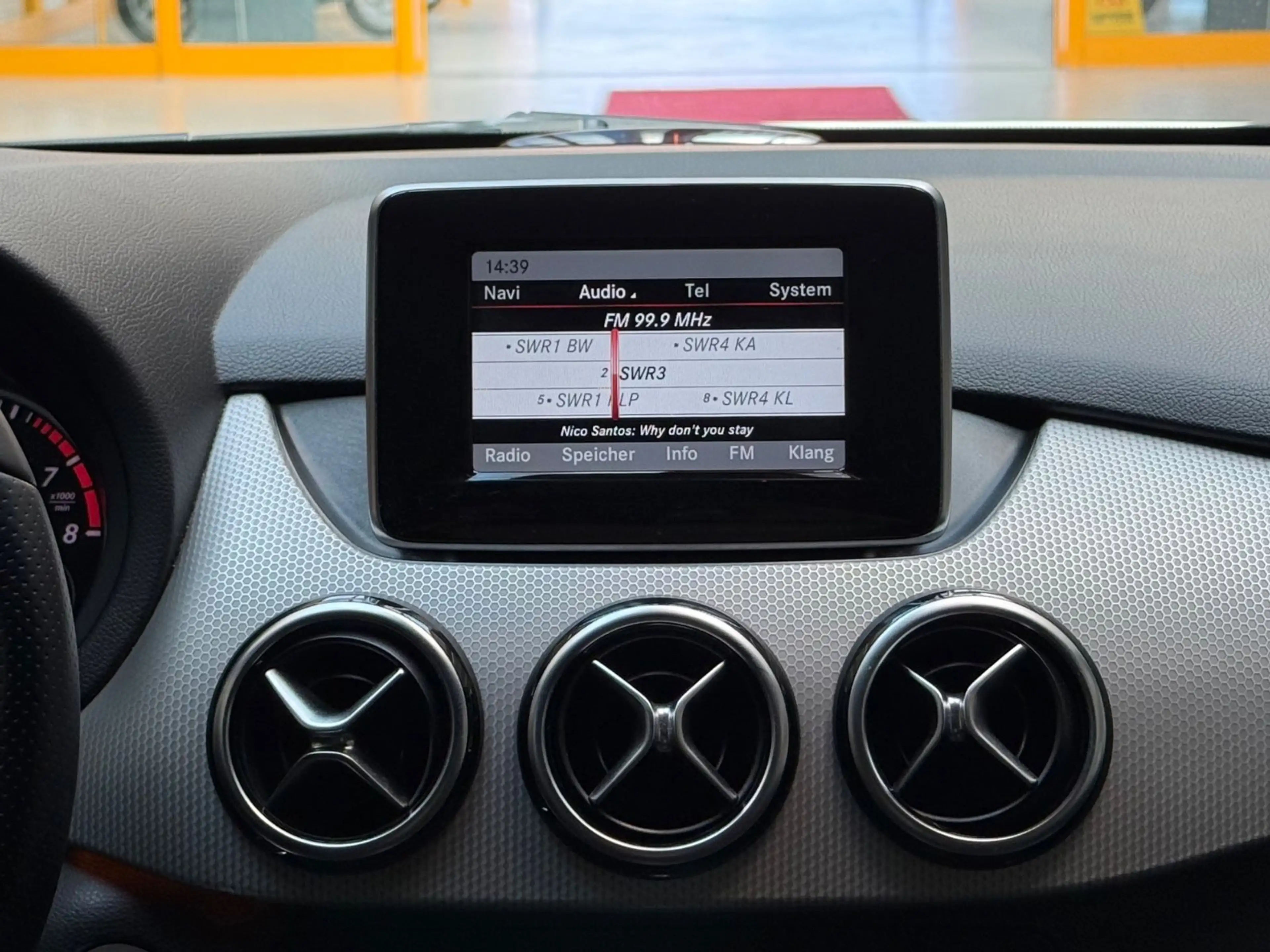 Mercedes-Benz B 180 B180|SHZ|PDC|Klimaanlage|Xenon|2.Hand|Bluetooth — photo 15
