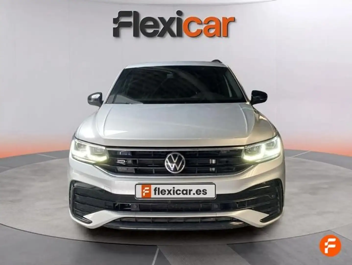 Volkswagen Tiguan 2.0TDI R-Line DSG 110kW Gris - 2