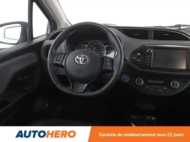 Toyota Yaris view 13